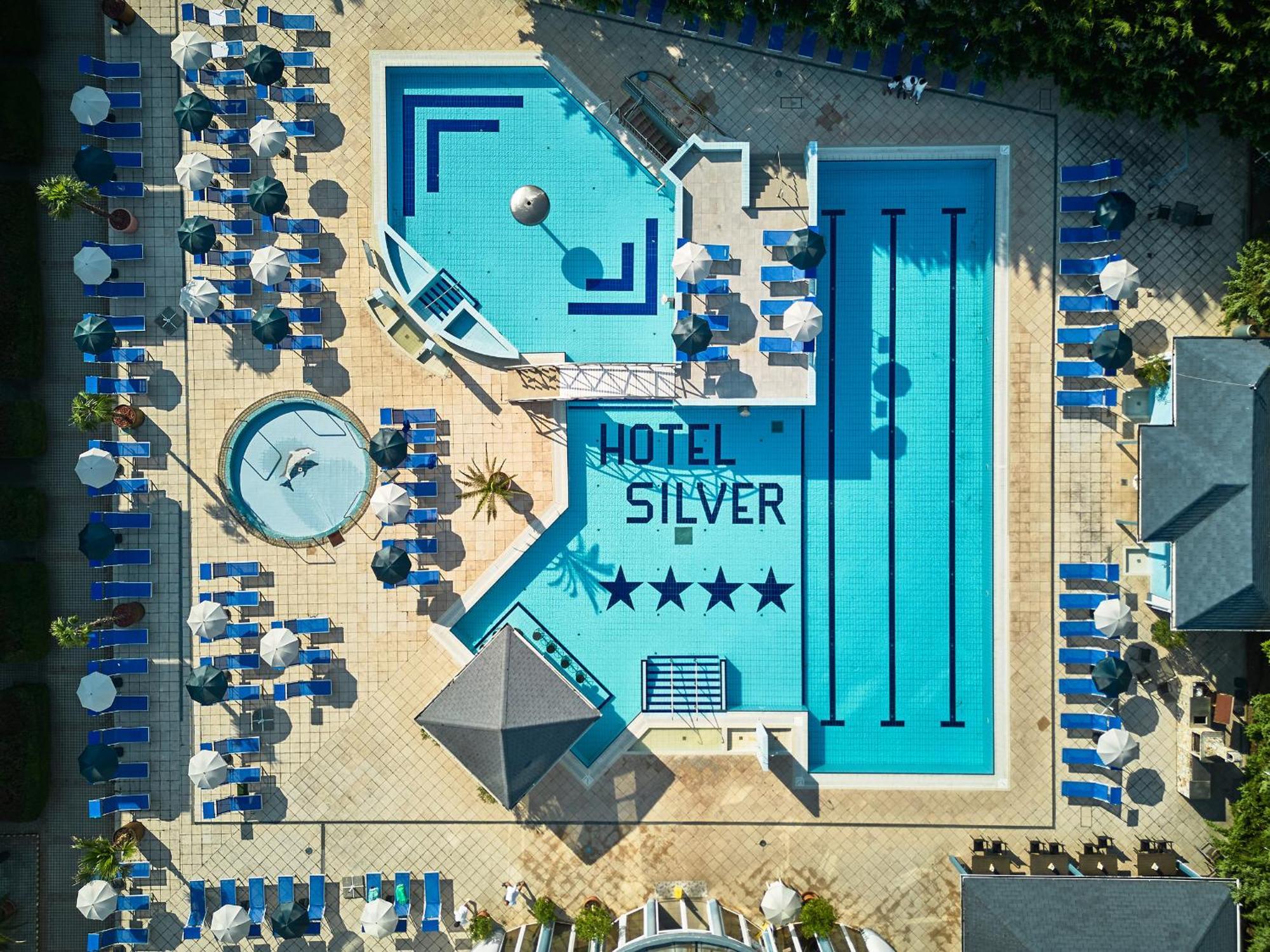 Hotel Silver Hajdúszoboszló Екстериор снимка