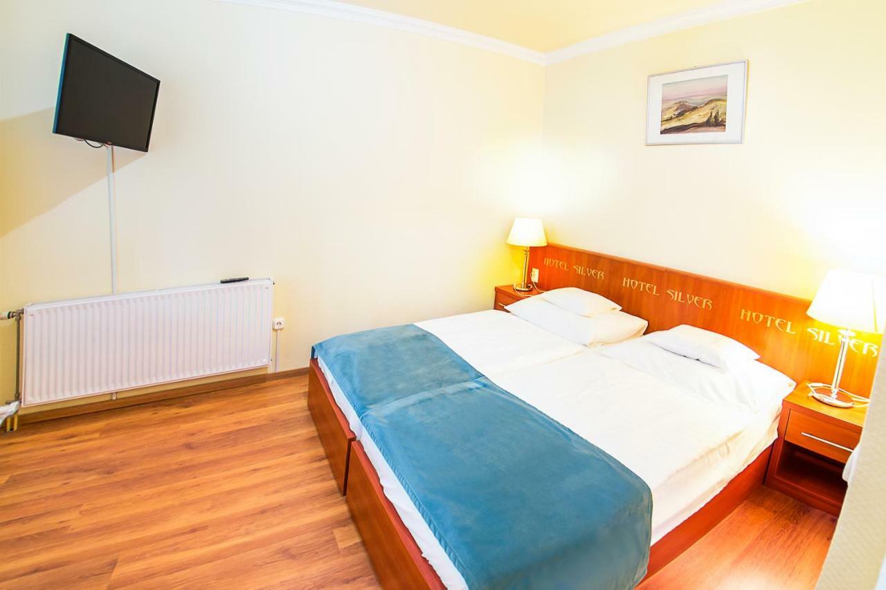 Hotel Silver Hajdúszoboszló Екстериор снимка
